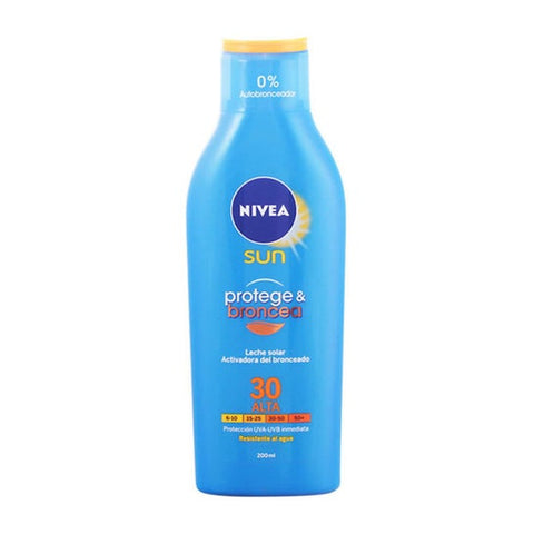 Nivea Sun Protects lait bronzant SPF30 (200 ml)